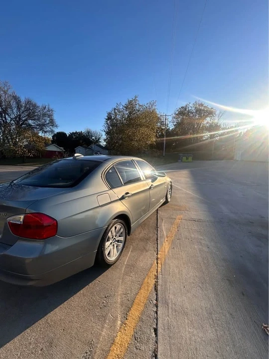 2007 BMW E90 3 Series Sedan - Image 5 of 8