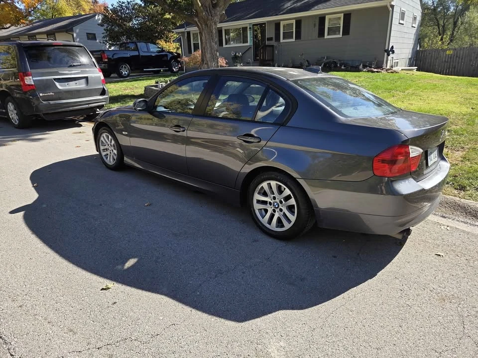 2007 BMW E90 3 Series Sedan - Image 3 of 14