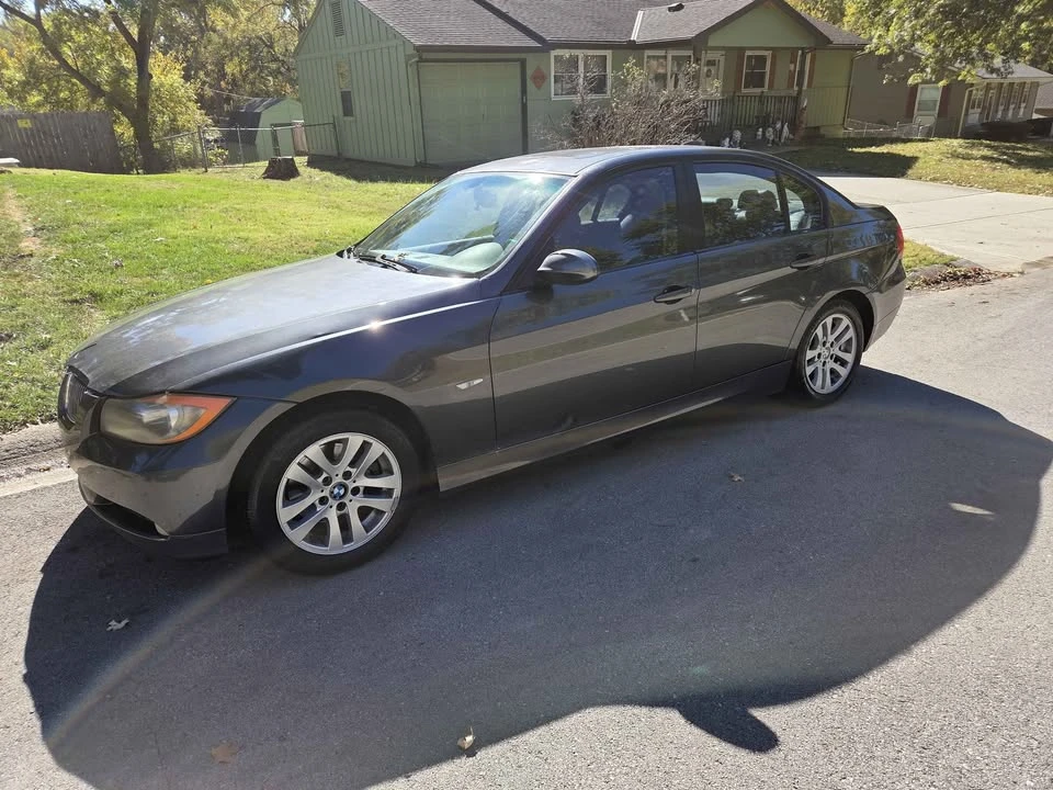 2007 BMW E90 3 Series Sedan - Image 2 of 14