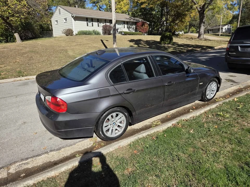2007 BMW E90 3 Series Sedan - Image 5 of 14