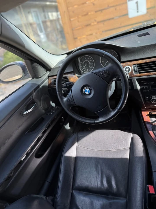 2007 BMW E90 3 Series Sedan - Image 4 of 10