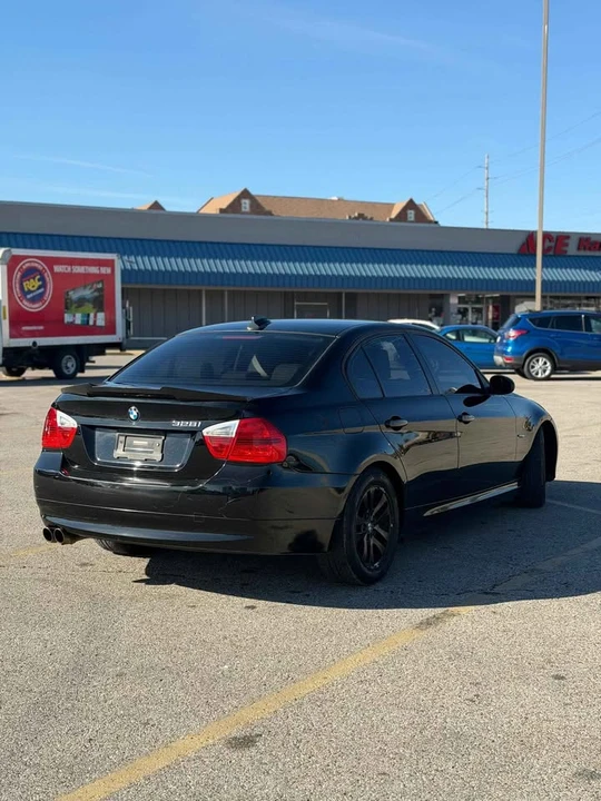 2007 BMW E90 3 Series Sedan - Image 4 of 7
