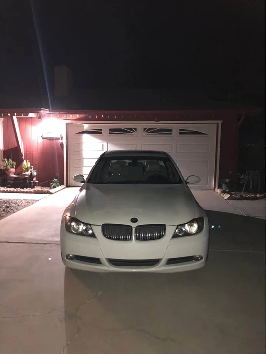 2007 BMW E90 3 Series Sedan - Image 3 of 11