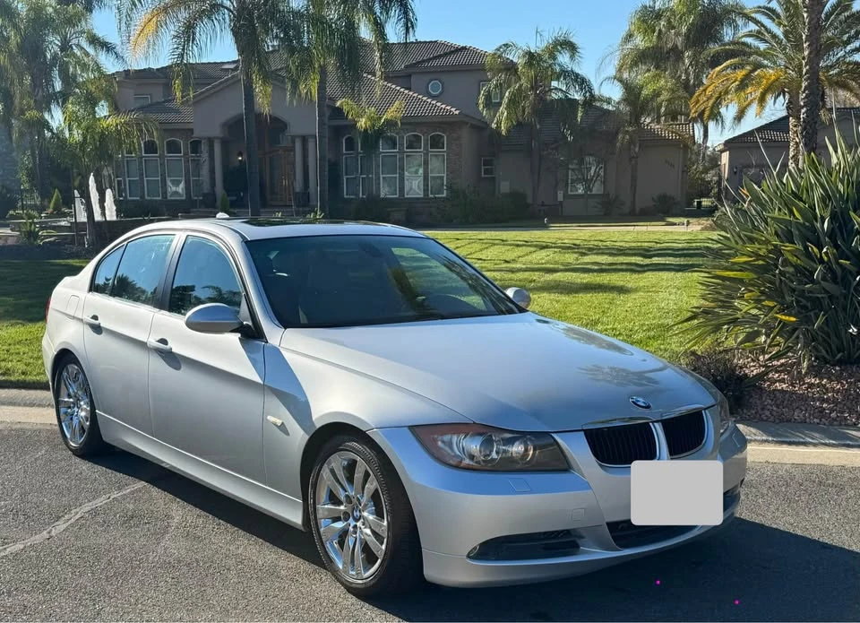 2007 BMW E90 3 Series Sedan - Image 2 of 10