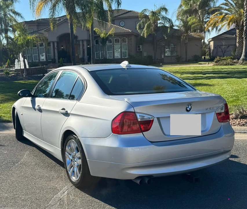 2007 BMW E90 3 Series Sedan - Image 4 of 10