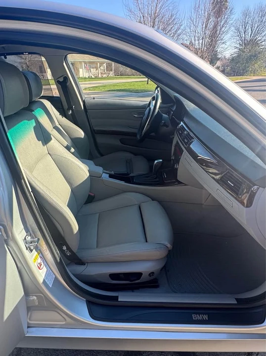 2007 BMW E90 3 Series Sedan - Image 8 of 10
