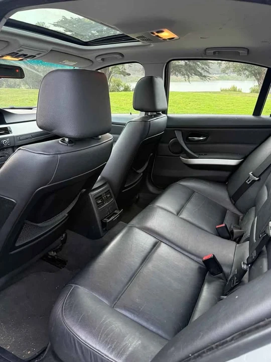 2007 BMW E90 3 Series Sedan - Image 14 of 20