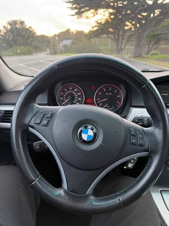 2007 BMW E90 3 Series Sedan - Image 18 of 20