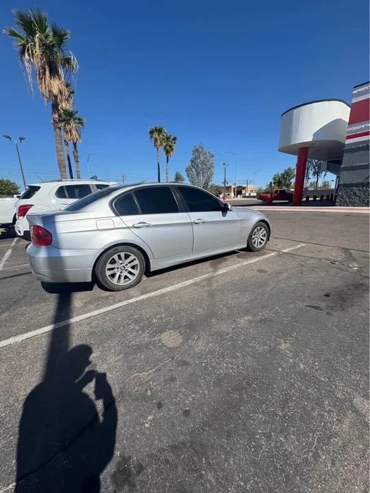 2007 BMW E90 3 Series Sedan - Image 2 of 6