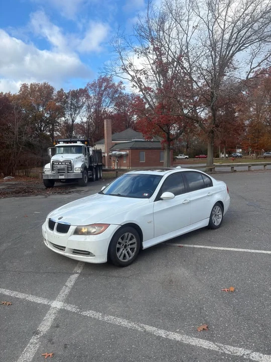 2007 BMW E90 3 Series Sedan - Image 10 of 15