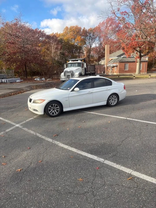 2007 BMW E90 3 Series Sedan - Image 4 of 15