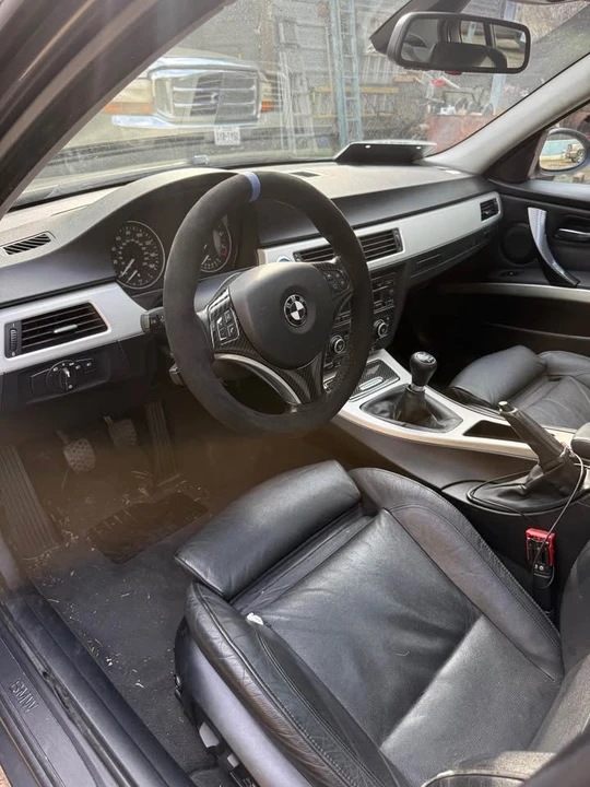 2007 BMW E90 3 Series Sedan - Image 4 of 5