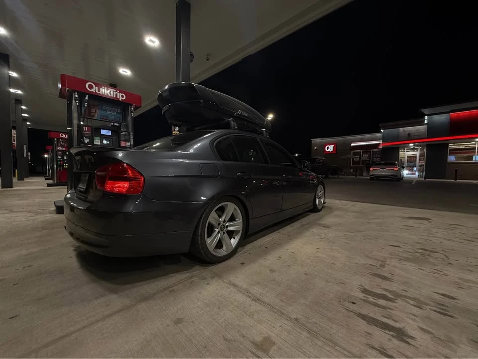 2007 BMW E90 3 Series Sedan - Image 2 of 5