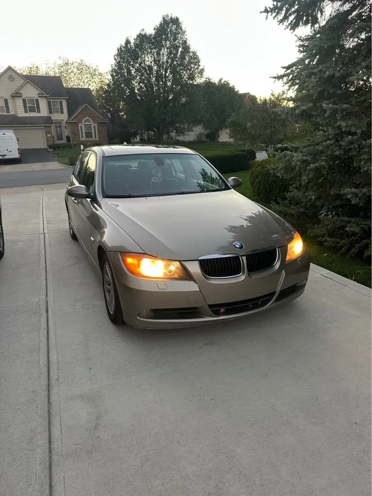 2007 BMW E90 3 Series Sedan - Image 4 of 9