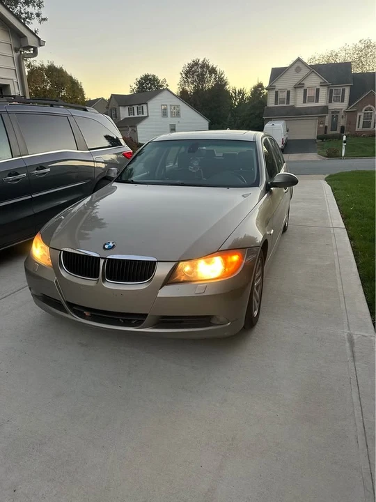 2007 BMW E90 3 Series Sedan - Image 2 of 9