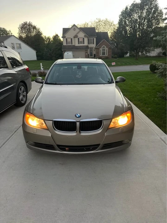2007 BMW E90 3 Series Sedan - Image 3 of 9