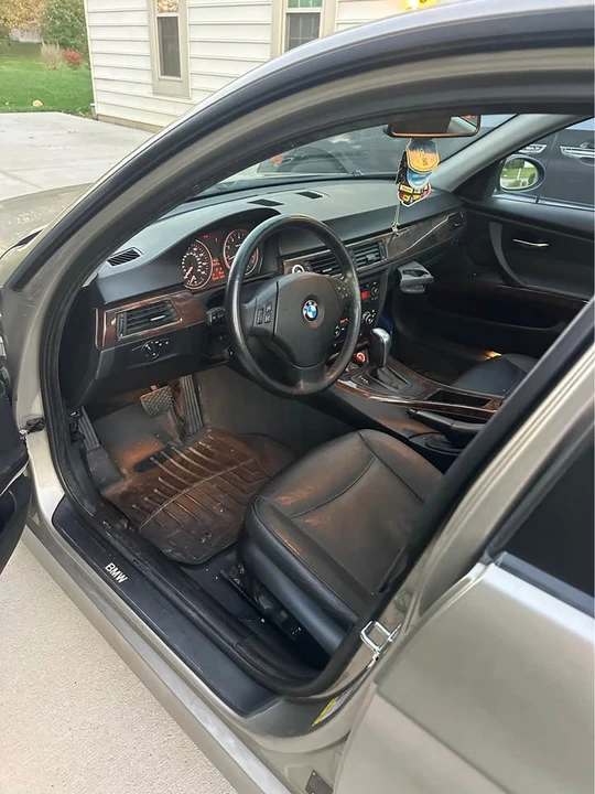 2007 BMW E90 3 Series Sedan - Image 7 of 9
