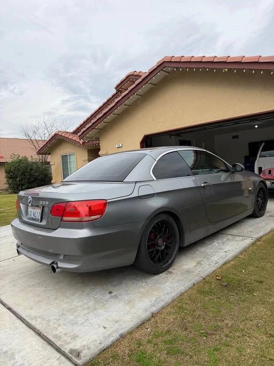 2007 BMW E93 335i Convertible - Image 4 of 5