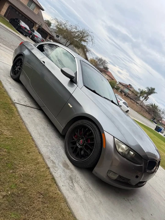 2007 BMW E93 335i Convertible - Image 4 of 5