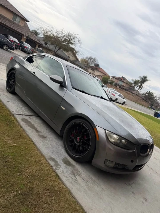 2007 BMW E93 335i Convertible - Image 2 of 5