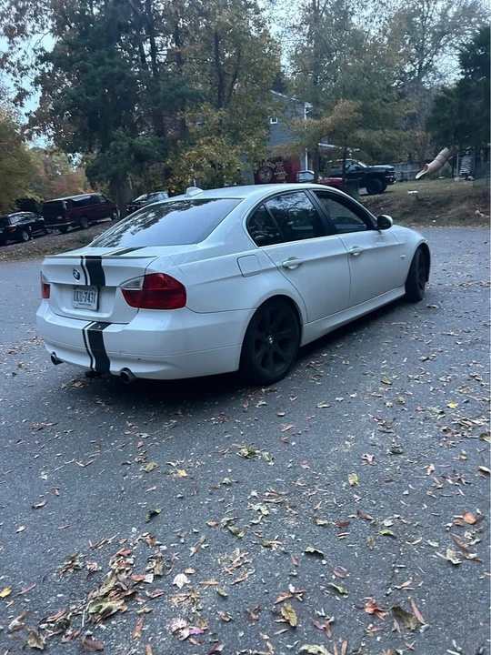 2007 BMW E90 335i Sedan - Image 6 of 10