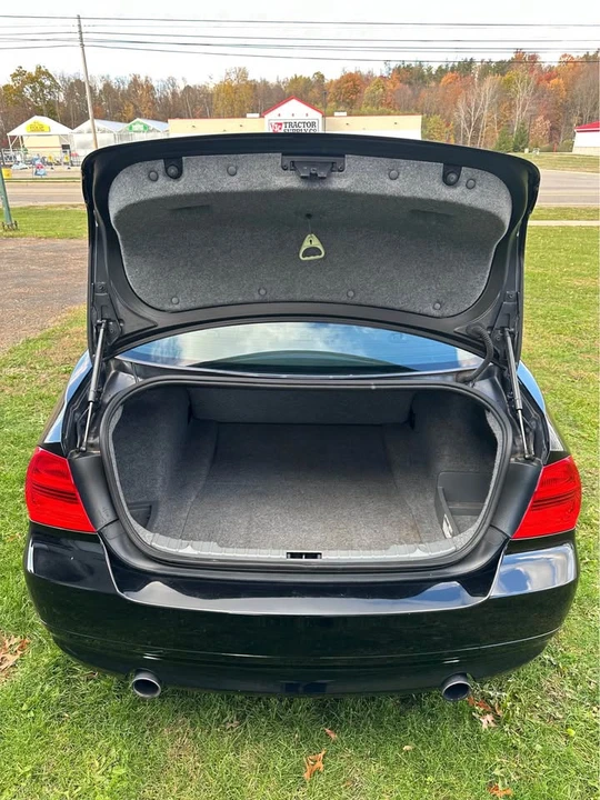 2007 BMW E90 335i Sedan - Image 16 of 17