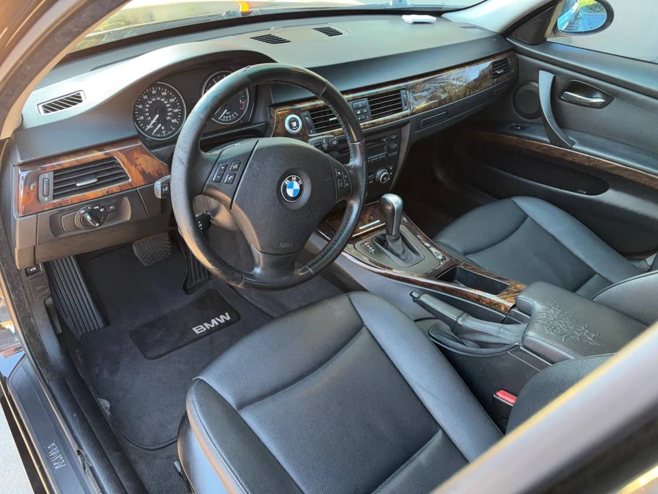 2007 BMW E90 3 Series Sedan - Image 11 of 15