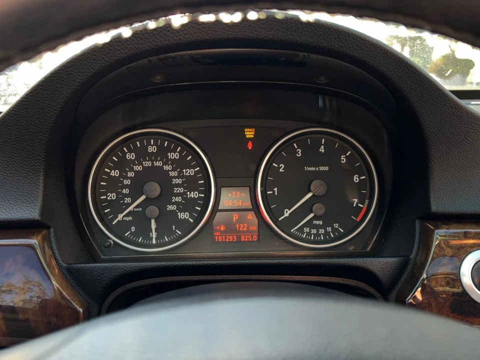 2007 BMW E90 3 Series Sedan - Image 9 of 15