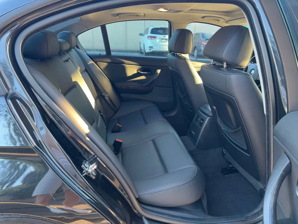 2007 BMW E90 3 Series Sedan - Image 14 of 15
