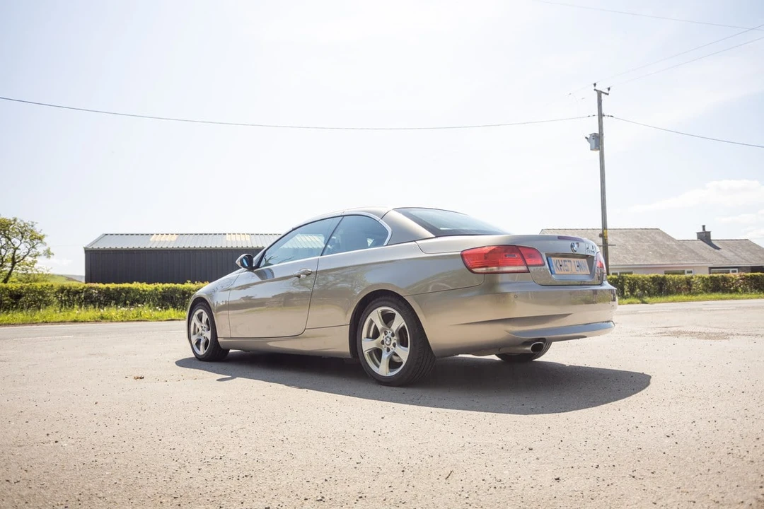 2007 BMW E93 3 Series Convertible - Image 14 of 30