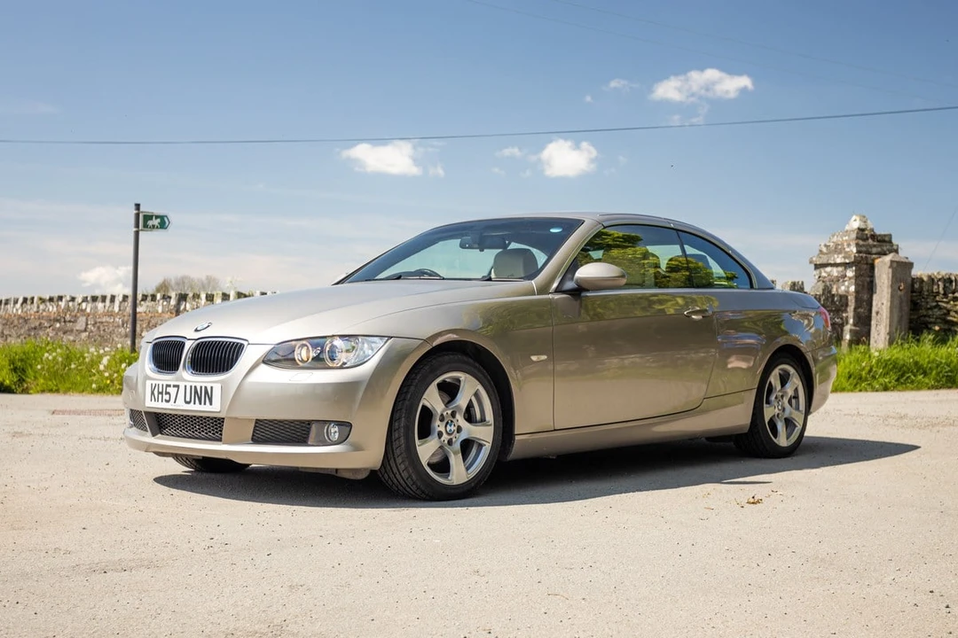 2007 BMW E93 3 Series Convertible - Image 16 of 30