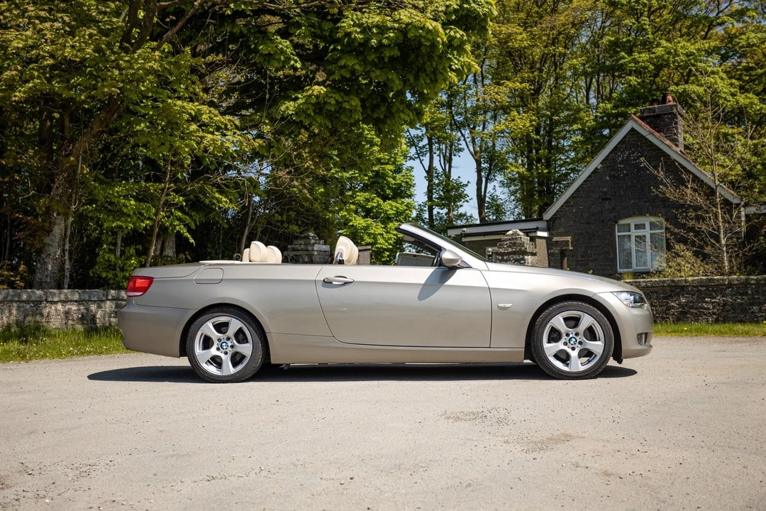 2007 BMW E93 3 Series Convertible - Image 4 of 30