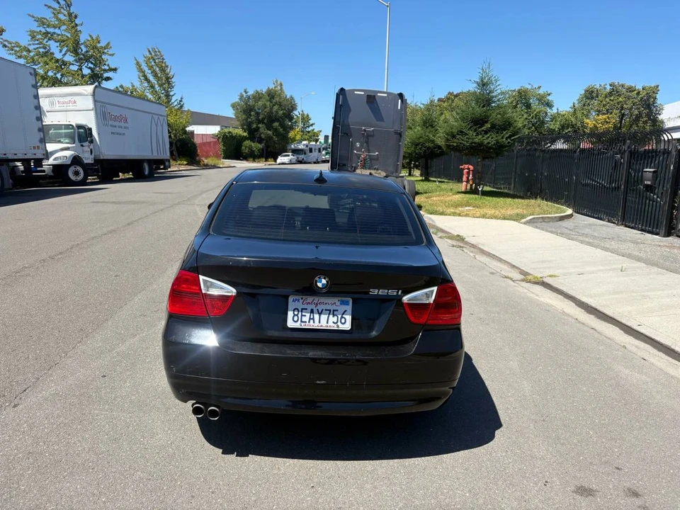2007 BMW E90 3 Series Sedan - Image 5 of 8