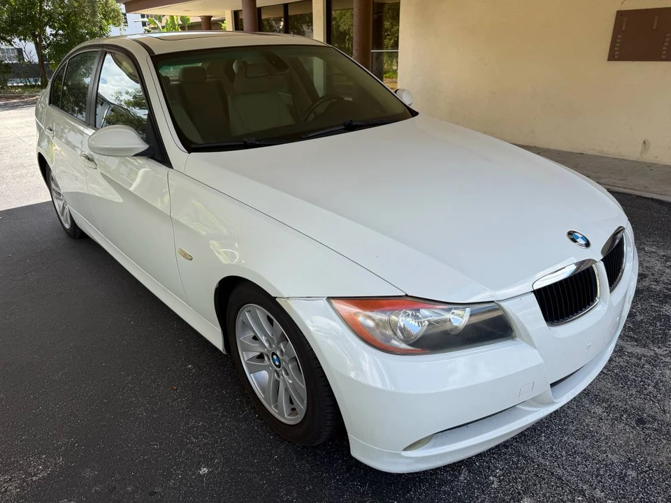 2007 BMW E90 3 Series Sedan - Image 6 of 11