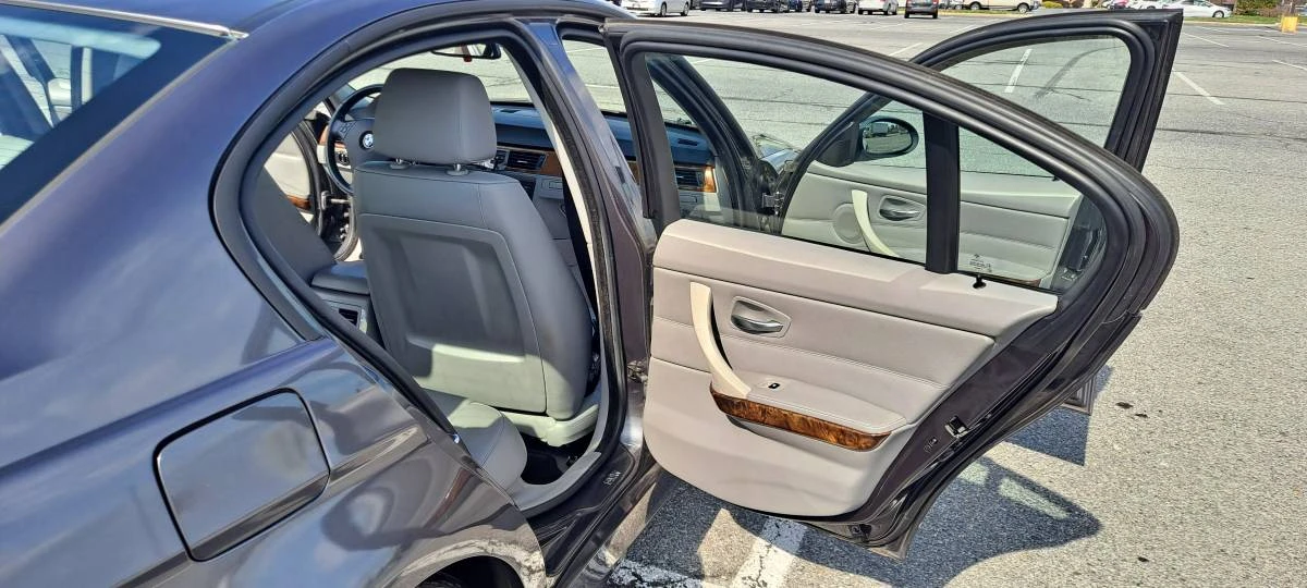 2007 BMW E90 3 Series Sedan - Image 15 of 22