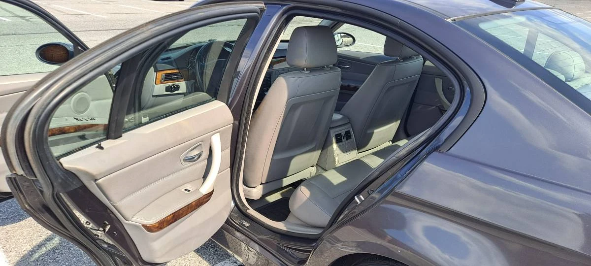 2007 BMW E90 3 Series Sedan - Image 11 of 22