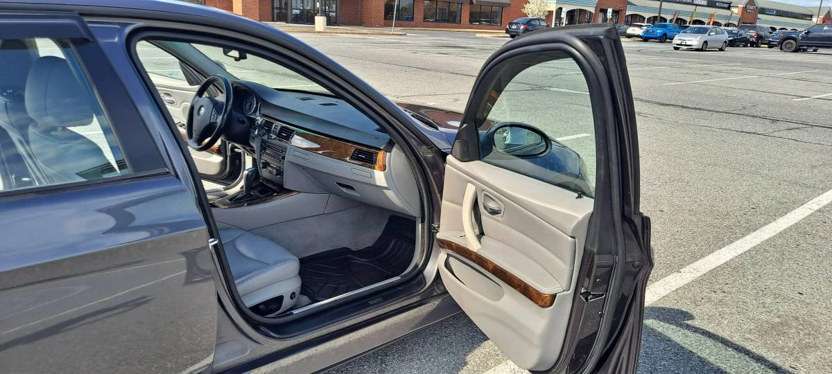 2007 BMW E90 3 Series Sedan - Image 13 of 22