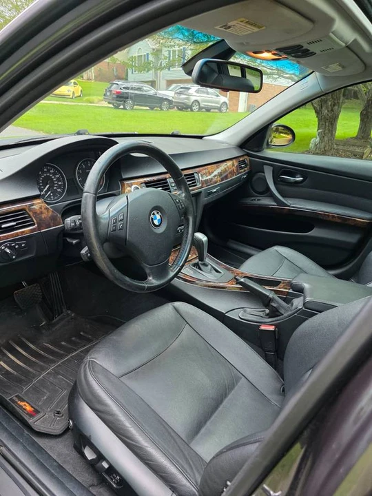 2007 BMW E90 3 Series Sedan - Image 14 of 21