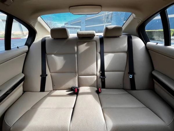 2007 BMW E90 3 Series Sedan - Image 13 of 20