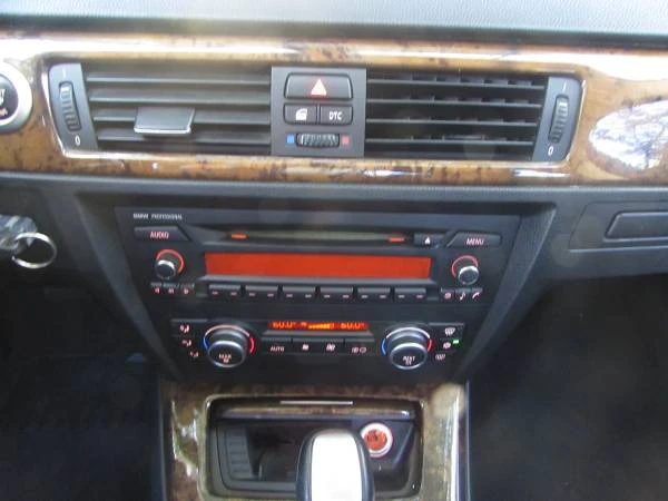 2007 BMW E90 3 Series Sedan - Image 11 of 21