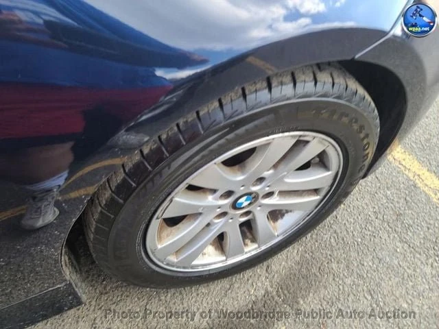 2007 BMW E90 3 Series Sedan - Image 11 of 15