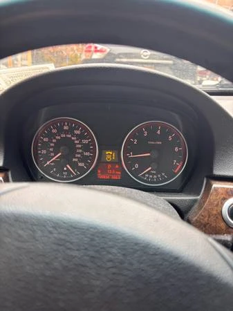 2007 BMW E90 3 Series Sedan - Image 10 of 11