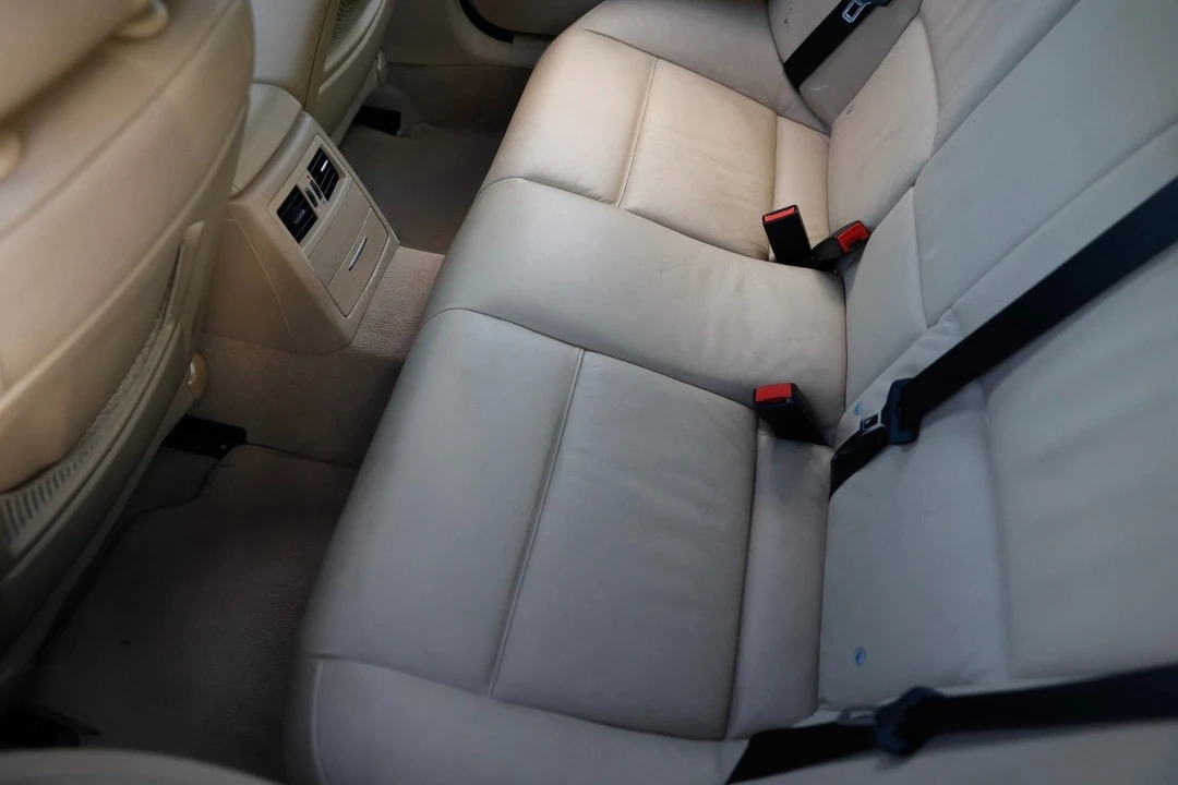 2007 BMW E90 3 Series Sedan - Image 10 of 12