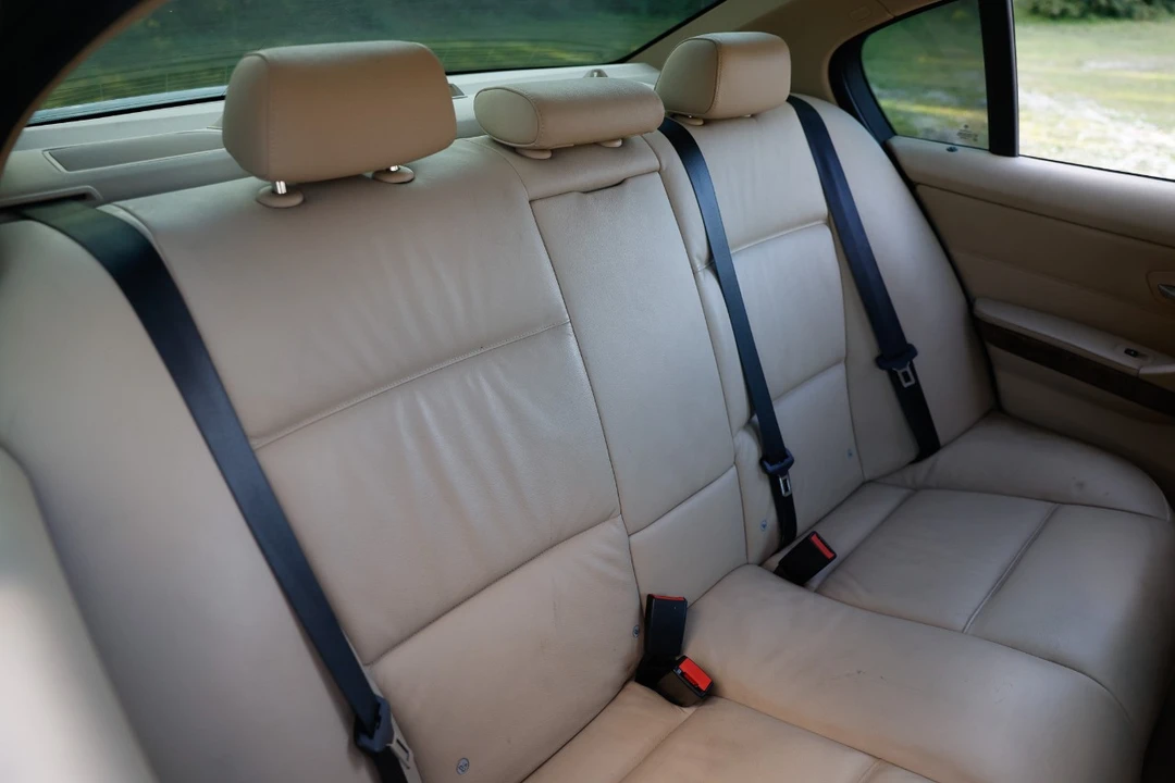 2007 BMW E90 3 Series Sedan - Image 14 of 21