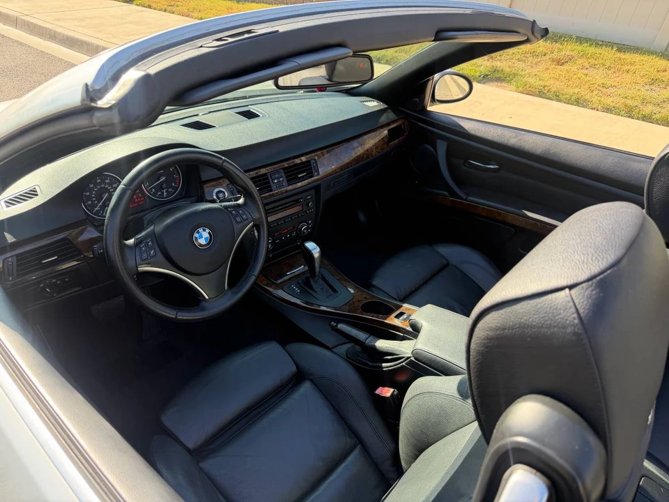 2007 BMW E93 3 Series Convertible - Image 8 of 15