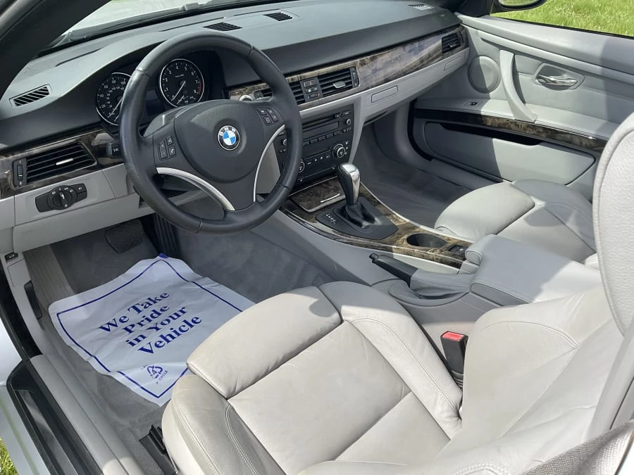 2007 BMW E93 3 Series Convertible - Image 11 of 13