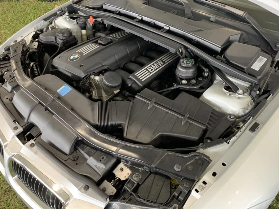 2007 BMW E93 3 Series Convertible - Image 5 of 6