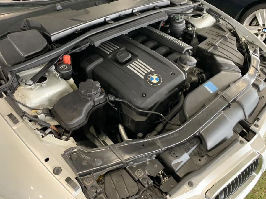 2007 BMW E93 3 Series Convertible - Image 6 of 6