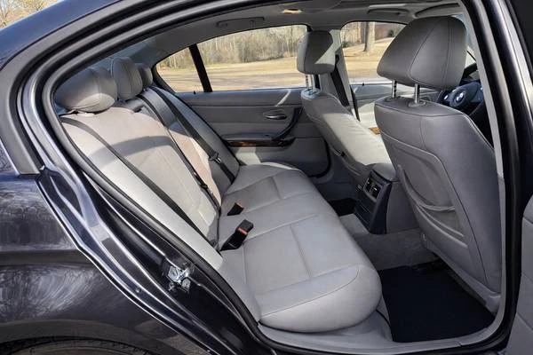 2007 BMW E90 3 Series Sedan - Image 11 of 13