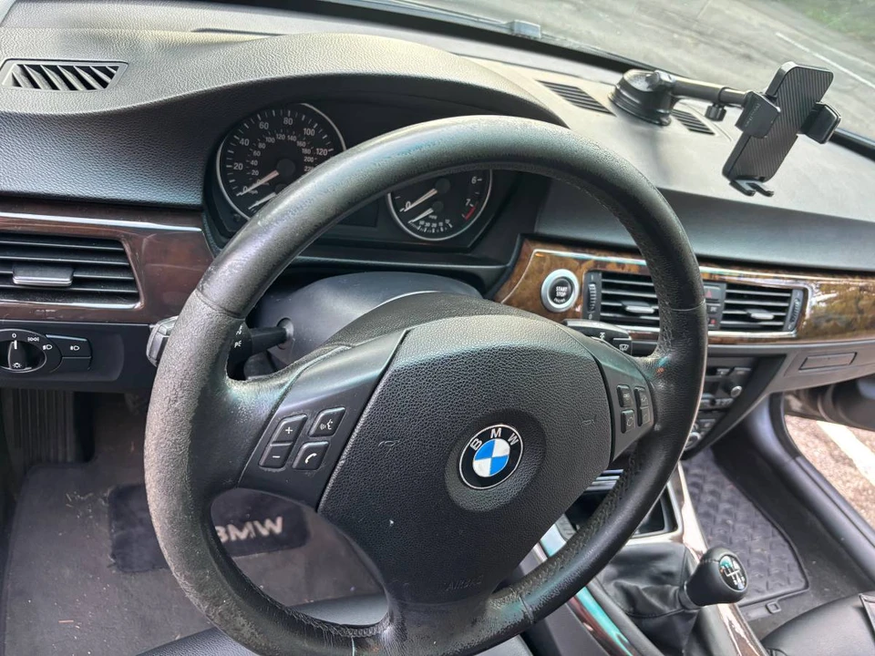 2007 BMW E90 3 Series Sedan - Image 3 of 14